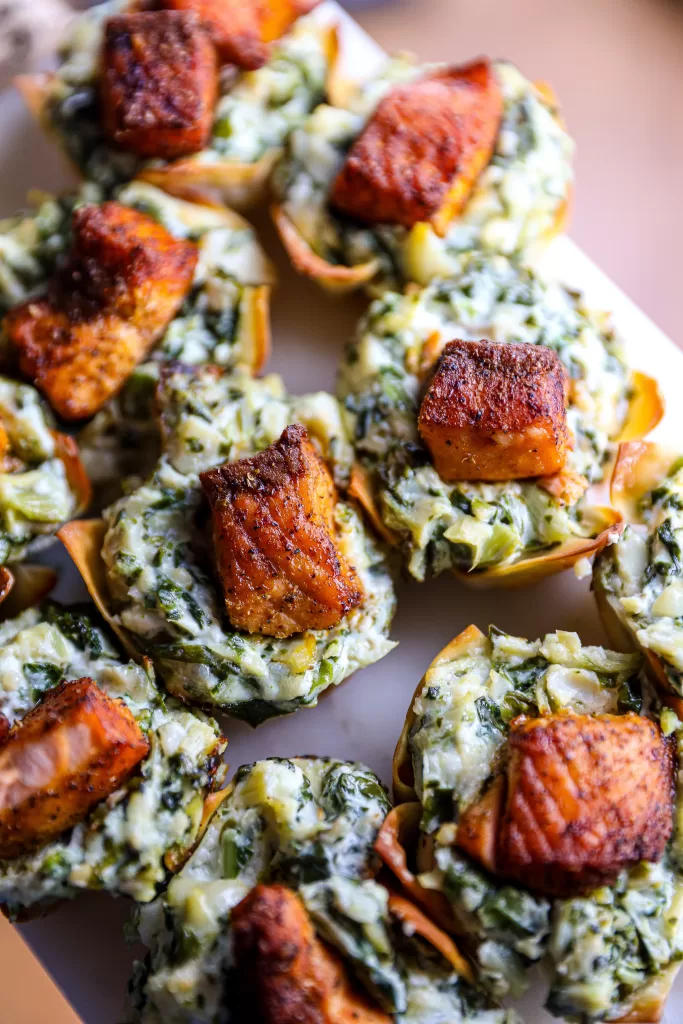 Spinach-Artichoke-Salmon Dip Wonton Cups 